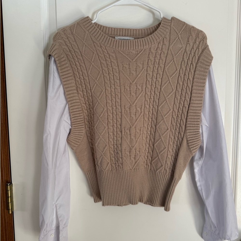 Chic Beige Cable Knit Sweater Vest